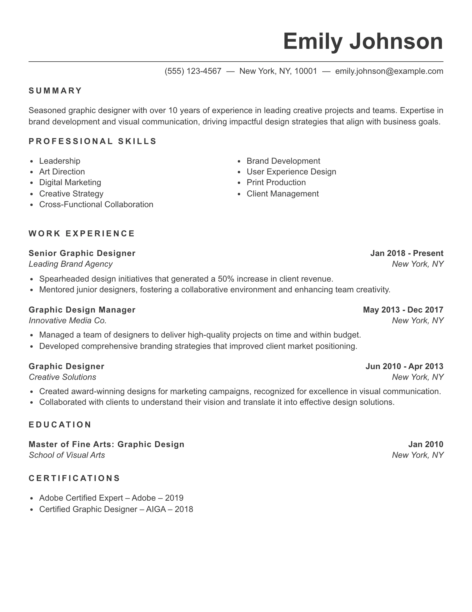 Senior Level Graphic Designer Resume Example