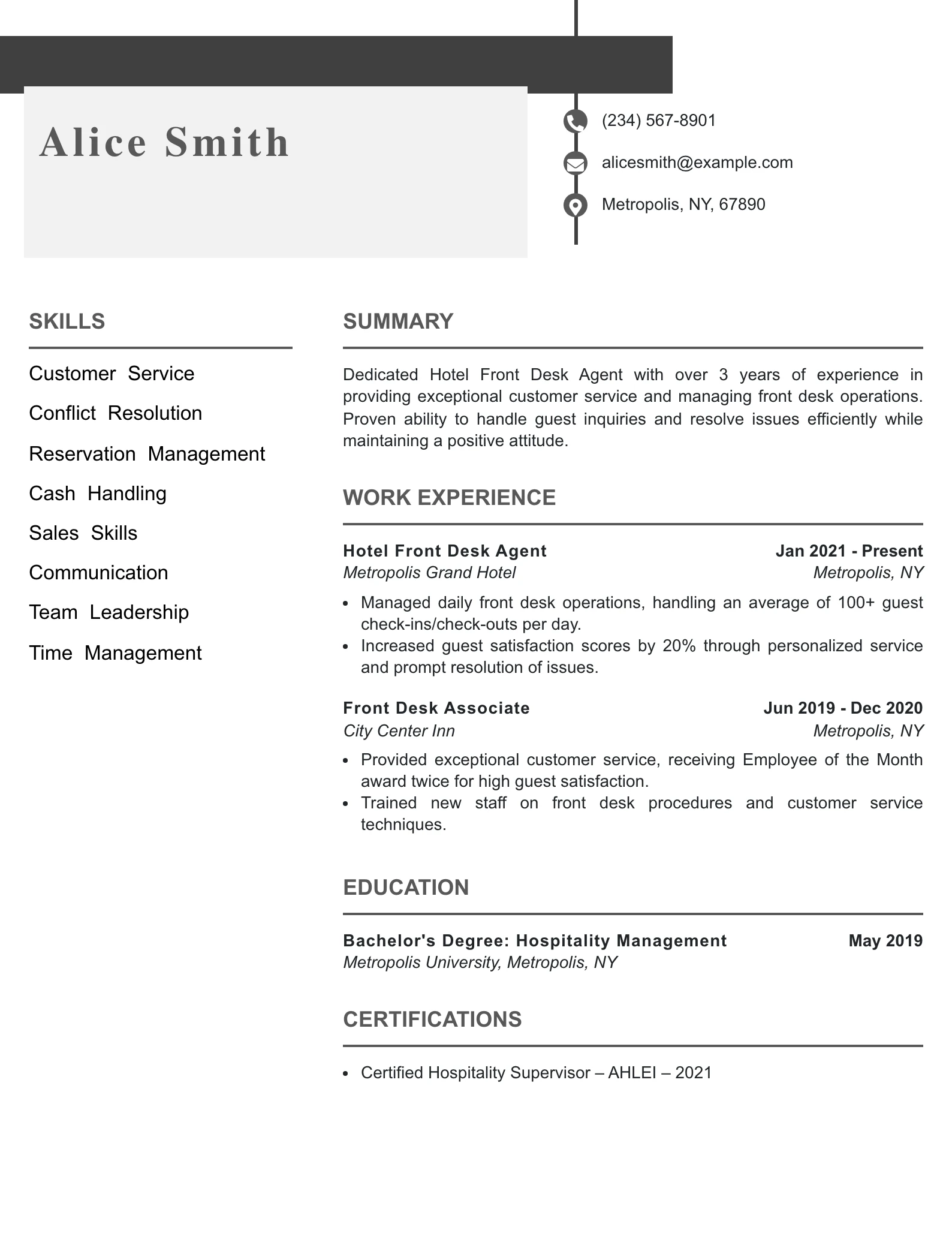 Mid Level Hotel Front Desk Agent Resume Example