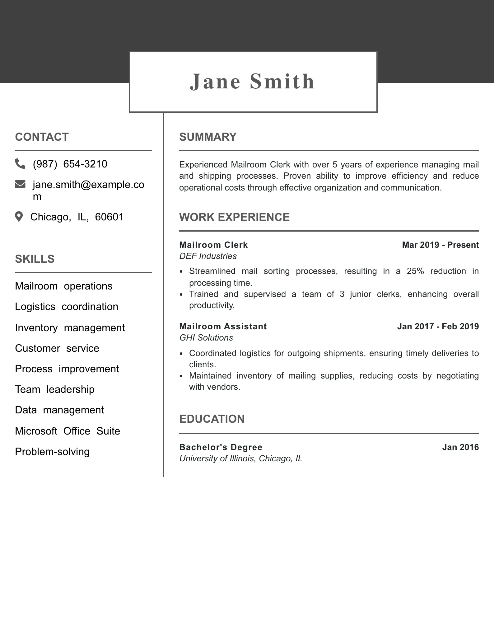 Mid Level Mailroom Clerk Resume Example
