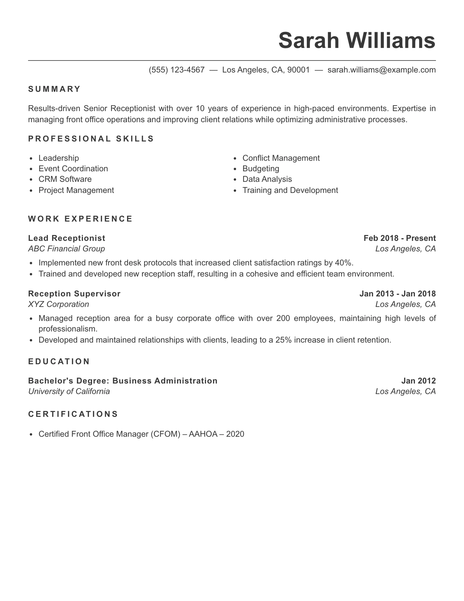 Senior Level Receptionist Resume Example