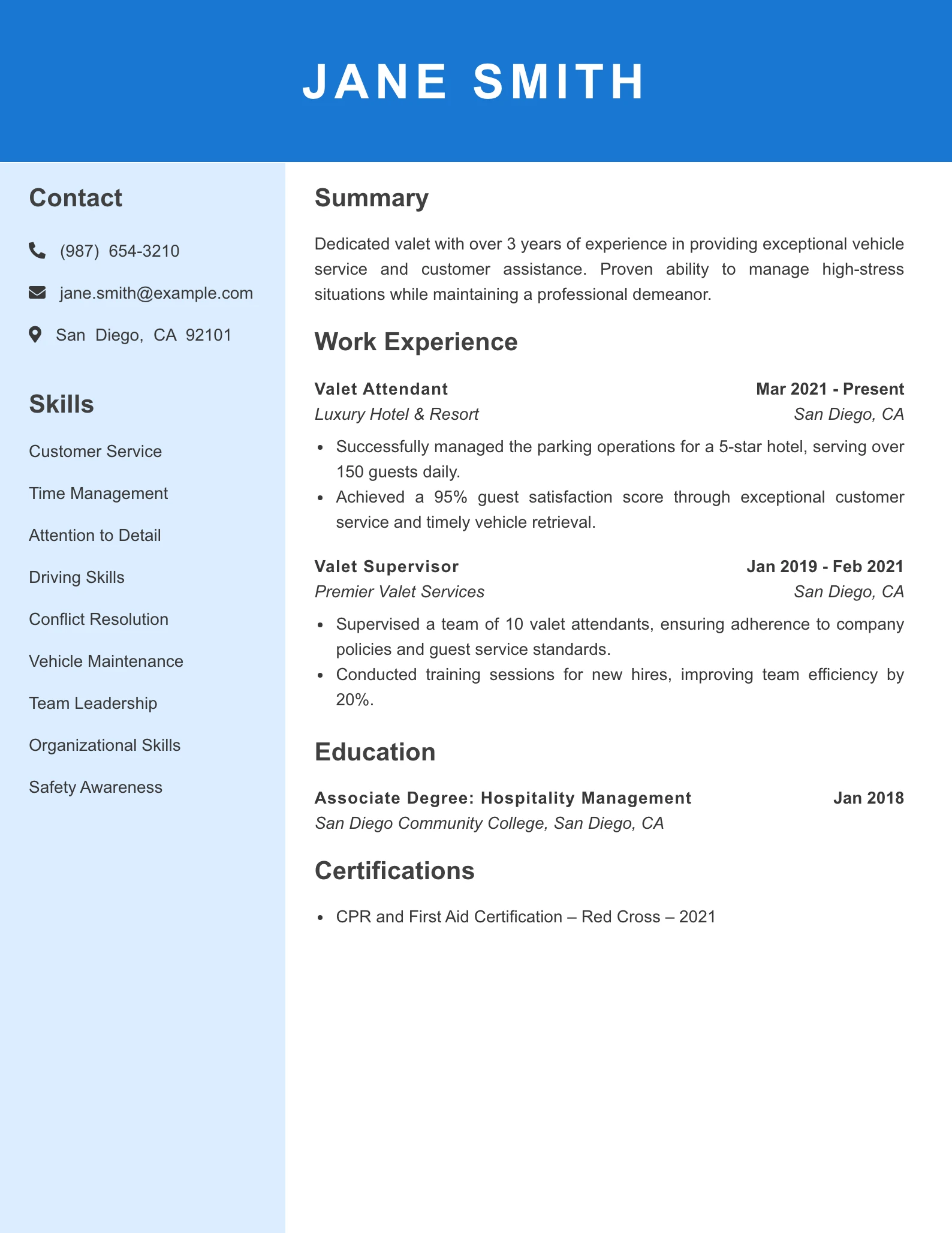 Mid Level Valet Resume Example