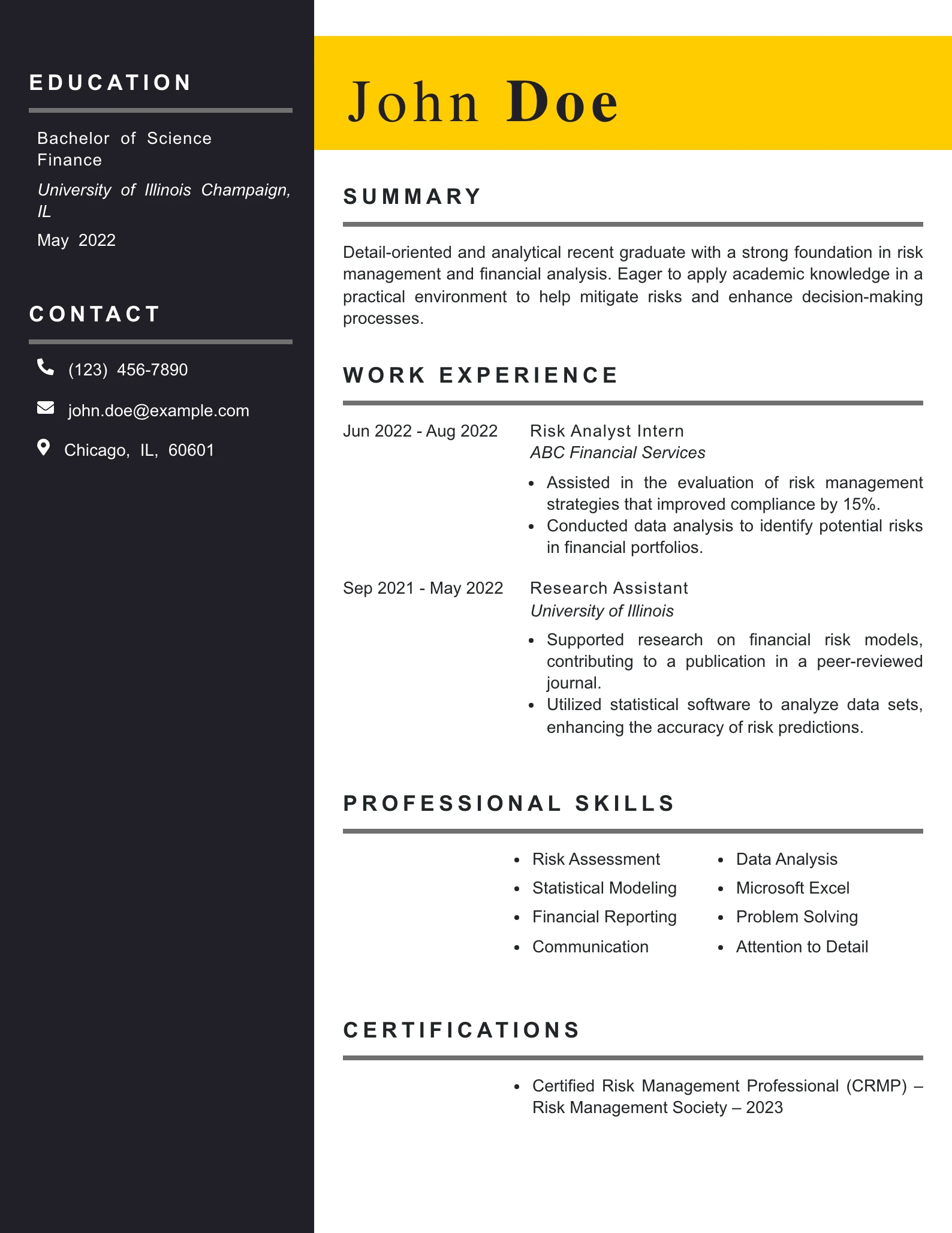 Entry Level Risk Analyst Resume Example